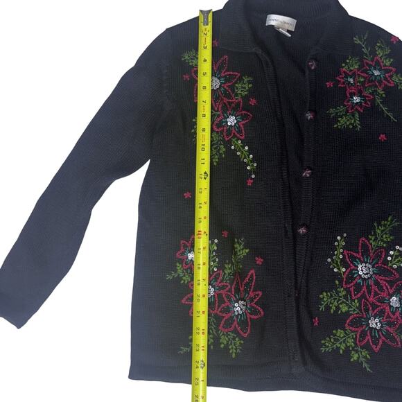Draper’s and Damon’s cardigan Jacket Black Poinsettia Embroidered Sz M - Picture 3 of 8